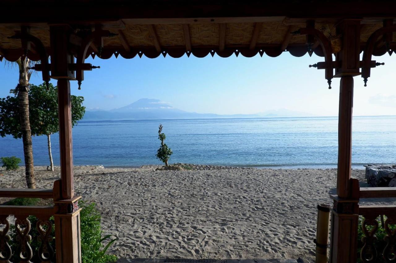 Blue Harbor Beachfront Villas & Resto Ped Exterior foto